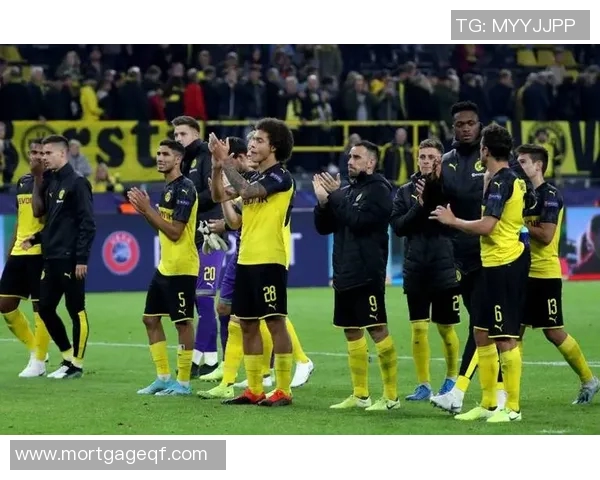 拜仁慕尼黑击败多特蒙德,登顶德甲最强之位 拜仁慕尼黑击败多特蒙德,登顶德甲最强之位