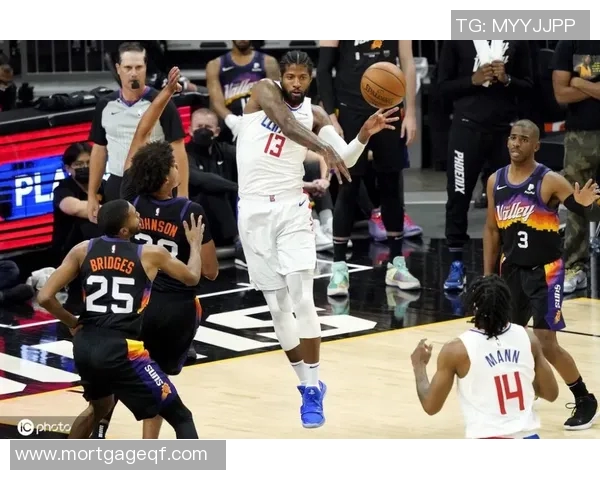 快船队击败雷霆，稳固西部榜首位置